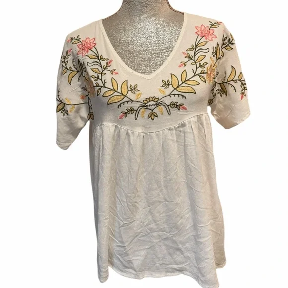 Vici Cream Floral Embroidered Blouse Boho Babydoll
shirt Womens - Picture 1 of 5